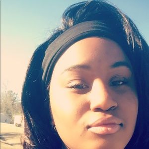 Meet your Posher, Alondra